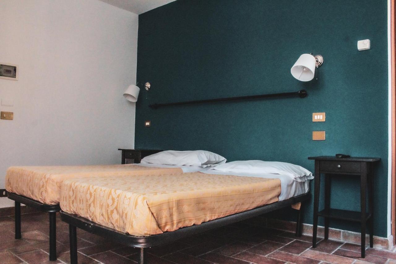 Da Laura Bed & Breakfast Брунате Екстериор снимка